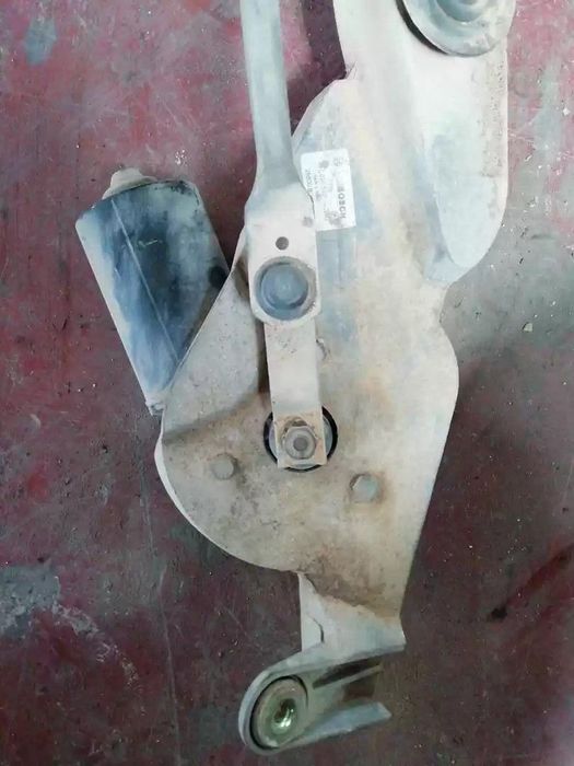 MOTOR LIMPA-VIDROS FRONTAL NISSAN ALMERA TINO 2004 -28800BU100