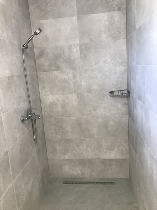 Стильний апартамент 10хв пішки до басейнів