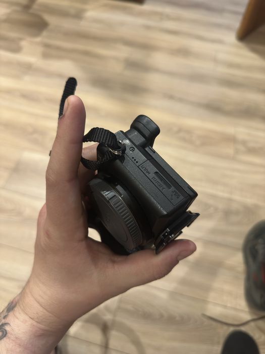 Камера sony a6500 з обєктивом sony 18-105 mm f4 g