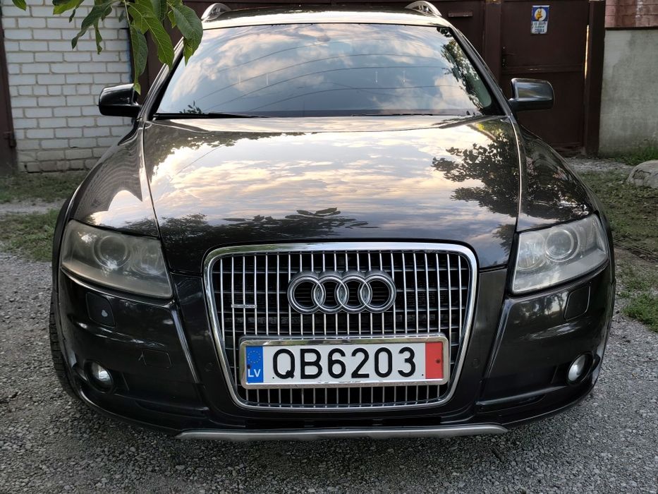 Продам audi a6 c6 Квадро. 3 л дизель.