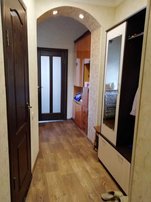 Продам часть дома, в Центре, ул Покровская р-не 5 школы.