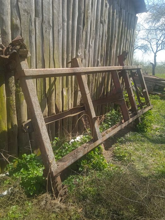 Рама тракторного прицепа