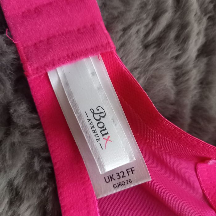 Luksusowy stanik Boux Avenue fuksja różowy koronkowy biustonosz 70H