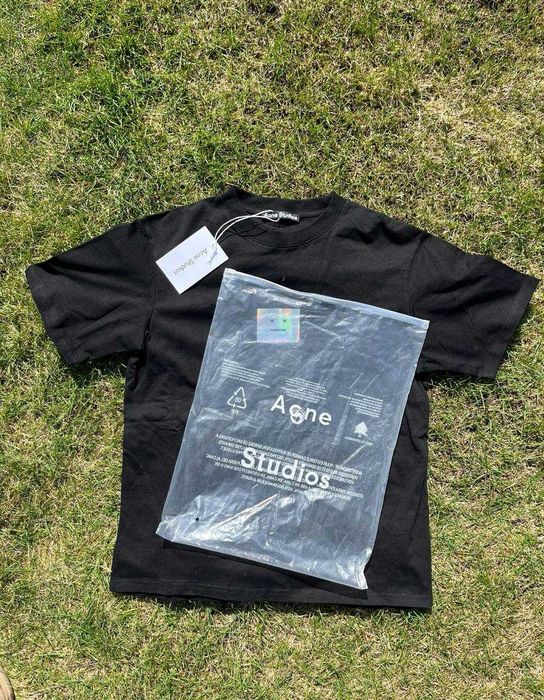 Футболка Acne Studios чорна, нова