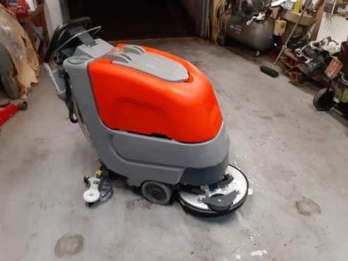 Hakomatic b45, Hako, Szorowarka, Myjka do posadzek.