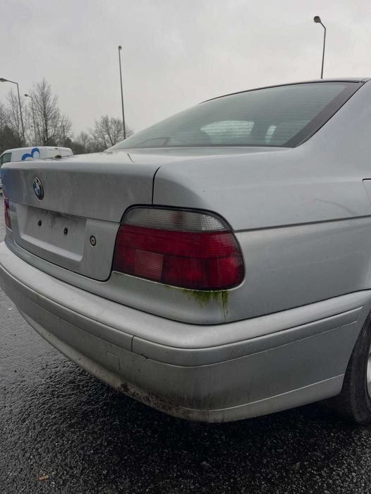 BMW E39 para peças!