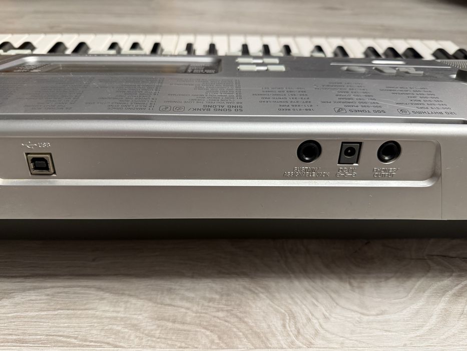 Продам синтезатор Casio ctk-800