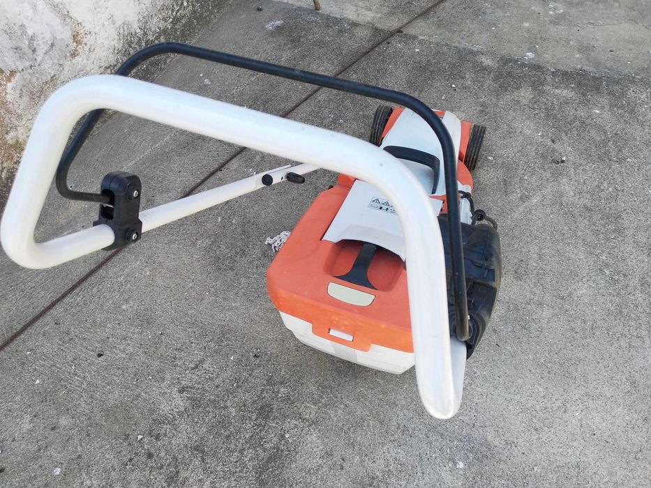 Corta-Relva elétrico STHIL (pouco uso)Novo preço