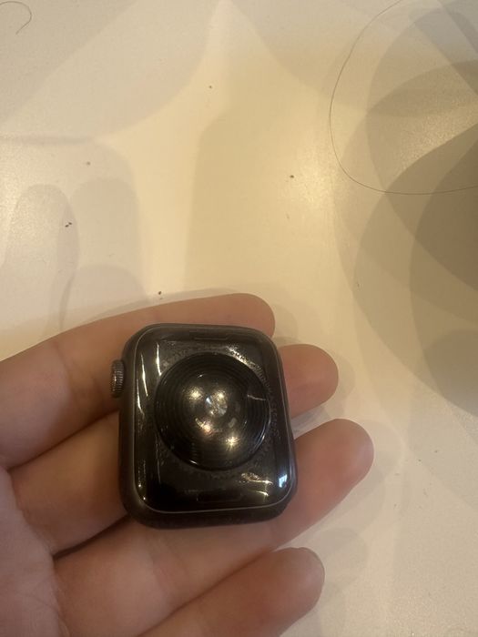Apple watch SE 1 generacji na czesci bez icloud