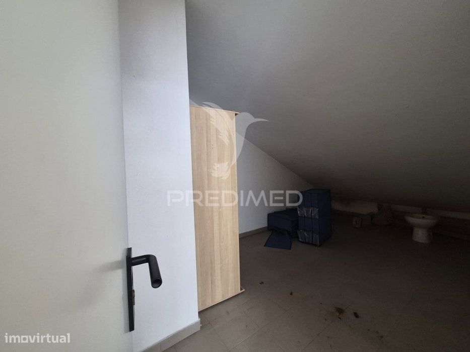 Apartamento T2-3Ass.Feijó-Vale Flor de Baixo-Almada