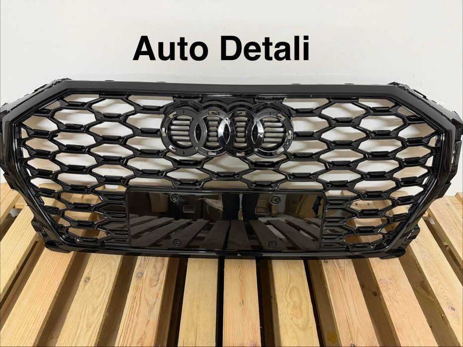 Audi Q3 83a Решітка радіатора Гриль решітка бампера Ауді Ку 3