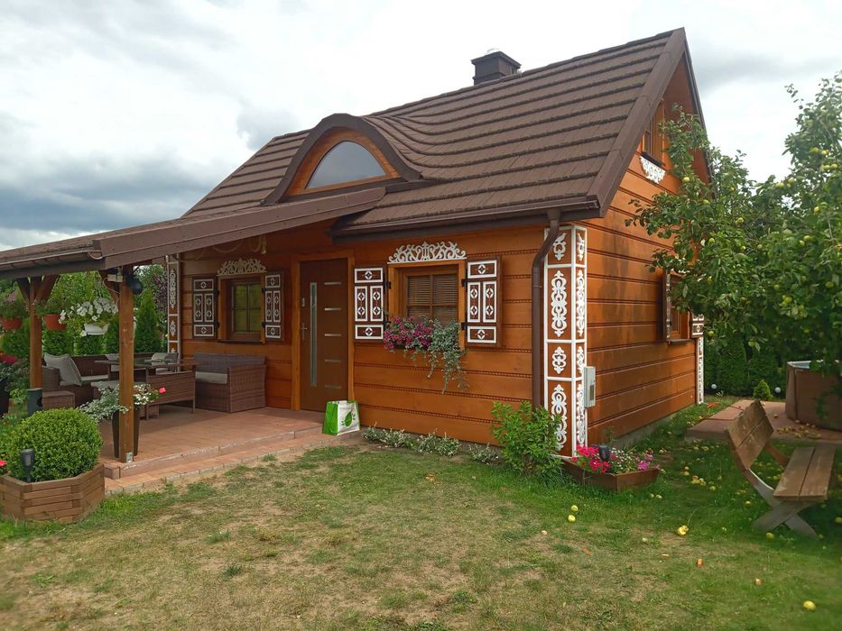 Cieśla. Stolarz. Pracownia snycerska.
