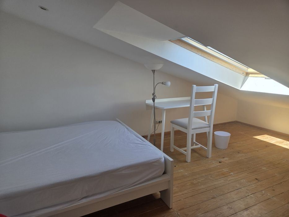 Quarto só para estudantes*