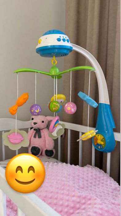 Мобіль на дитяче ліжко, музична карусель