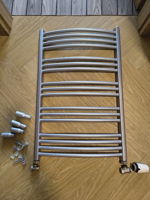 Grzejnik 800x500 + termostat