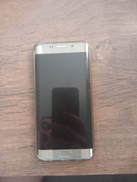 Sprzedam Samsung 6+ Edge Gold
