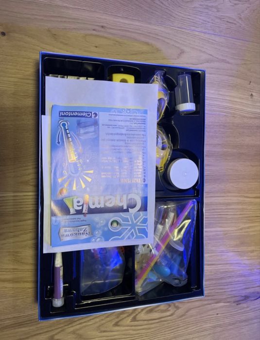 Gra planszowa chemia