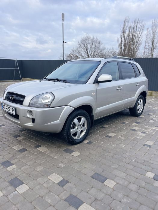 Huyndai Tucson 2009 2.0 диз Автомат