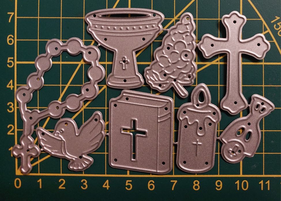 466. Wykrojniki IHS komunia kielich różaniec scrapbooking