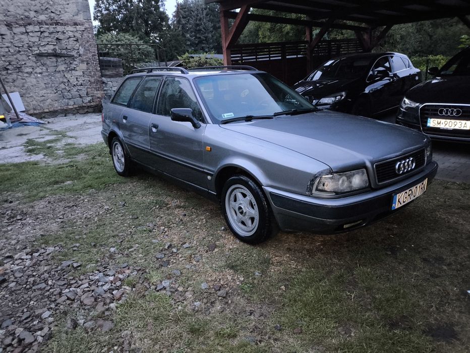 Audi 80 1.6 benzyna+ gaz klima, przegląd 08.2027, OC 03.2027