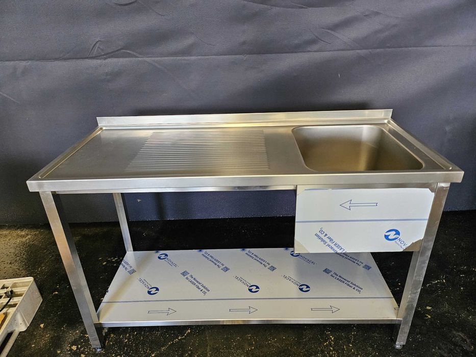 Bancada em inox com lava loiça grande