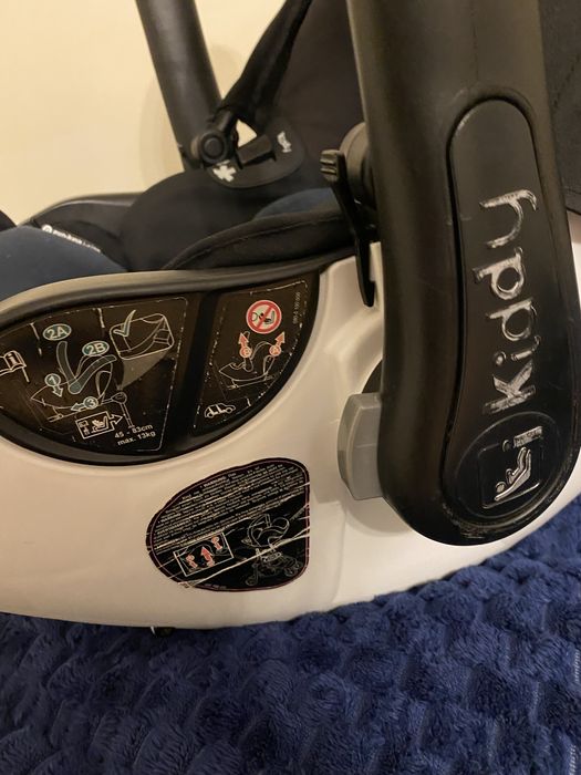 Kiddy Evoluna i-Size Plus z bazą Isofix Base