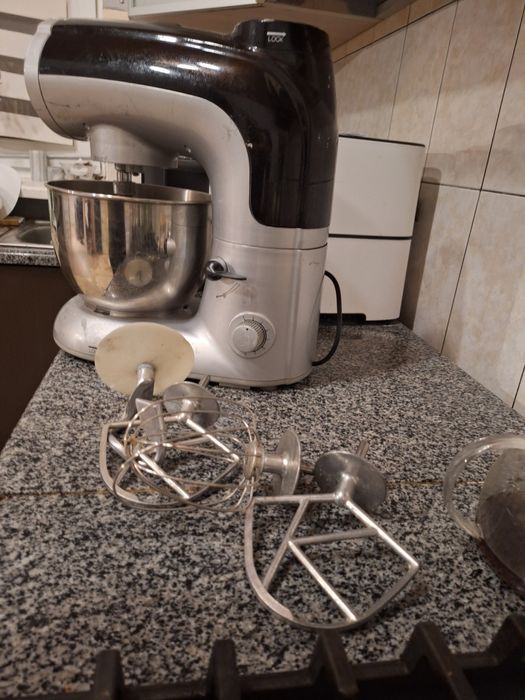 Комбайн тесотомес