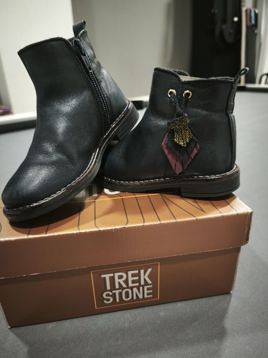 Botas de menina em pele azul marinho Tam 25