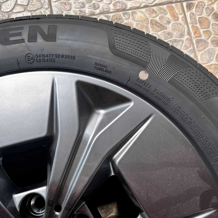 Jantes BMW e pneus novos