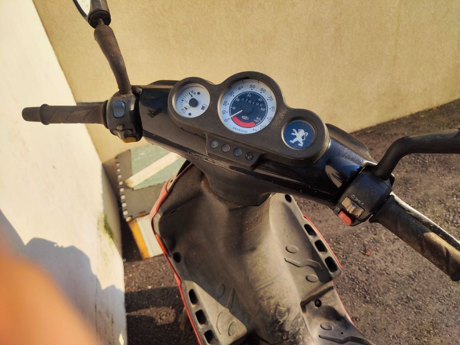 Scooter Peugeot 125