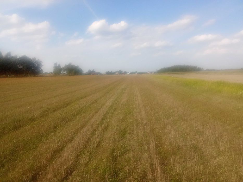 Działka budowlana 51 arów z widokiem na naturę – idealna pod dom i duży ogród
