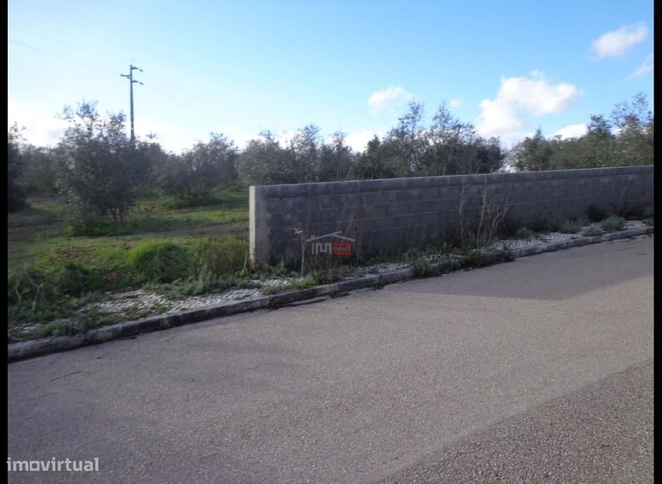 Terreno para construção — Vila Nova da Barquinha, Santarém