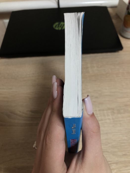 Книга «Дівчата-влогерки. Люсі Локет: онлайн катастрофа» Емма Мосс