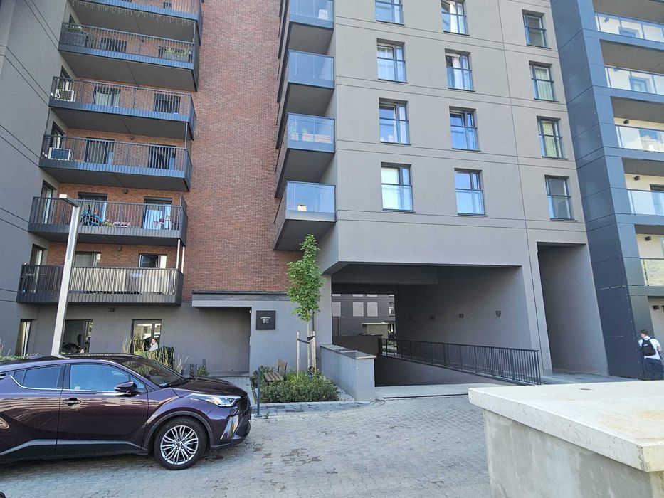 Do wynajęcia miejsce parkingowe w garażu podziemnym Madalińskiego - Widok 2
