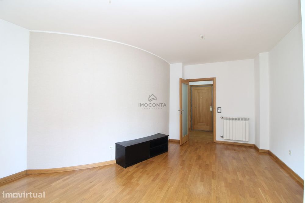 T1+1 Av. Dr. Fernando Melo – Lagueirões- Valongo |