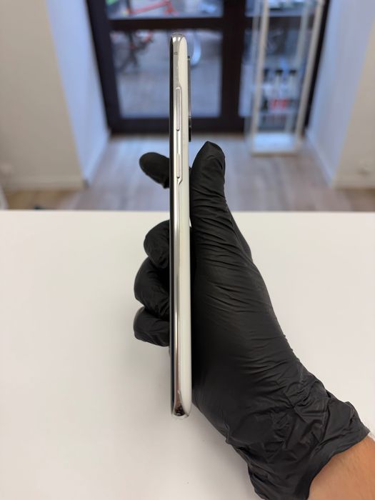 Samsung Galaxy S20 Plus 5G | 12 GB RAM | 128 GB | 12 MSC GWAR
