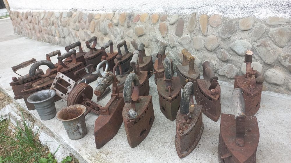 Продам старі праски