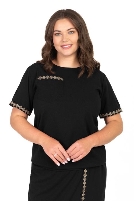 Жіночий спідничний костюм з вишивкою Грація (в асортименті)