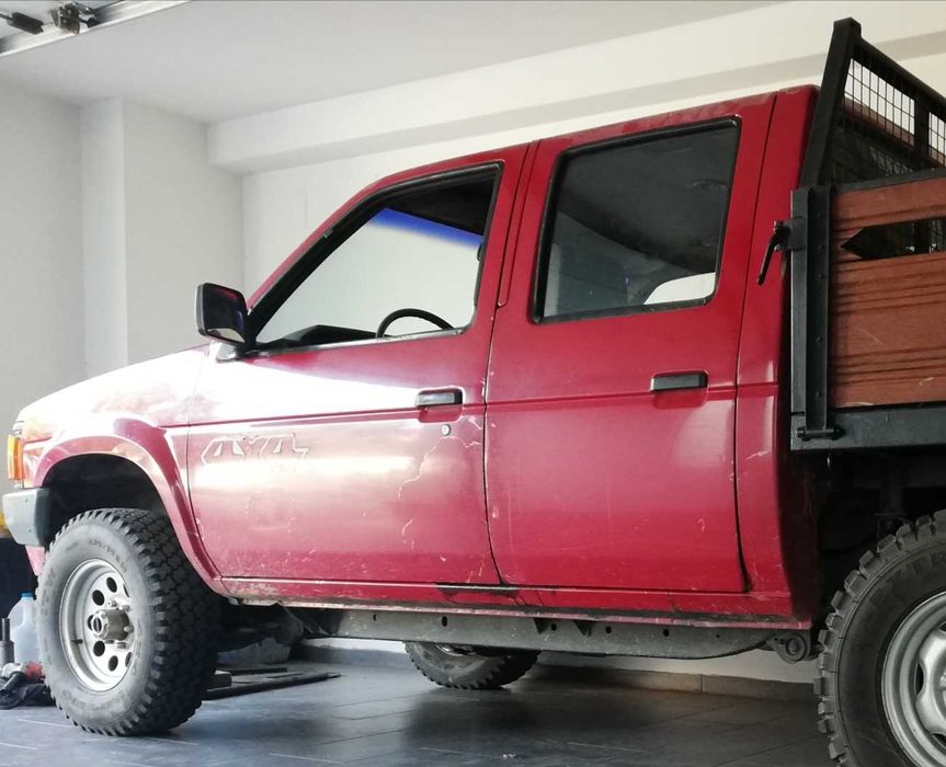 Porta traseira Nissan D21