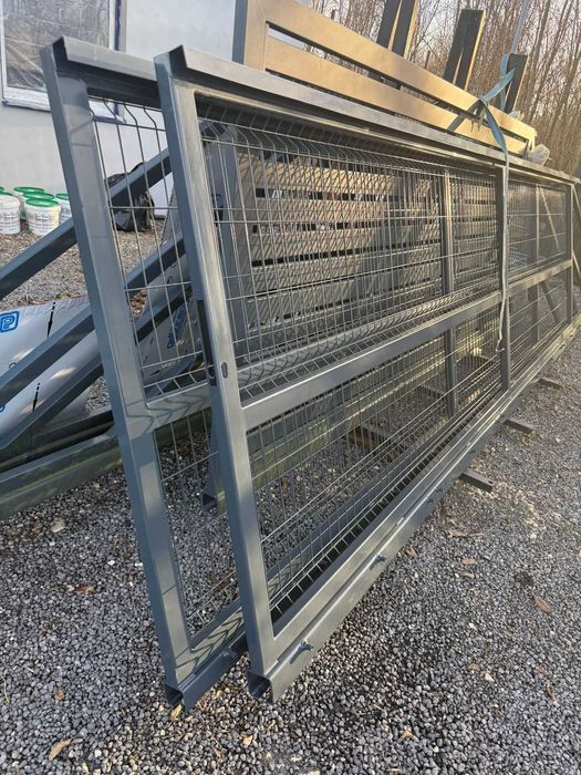 Brama przesuwna wyp.panel fi 4 4930x1400 grafit lewa