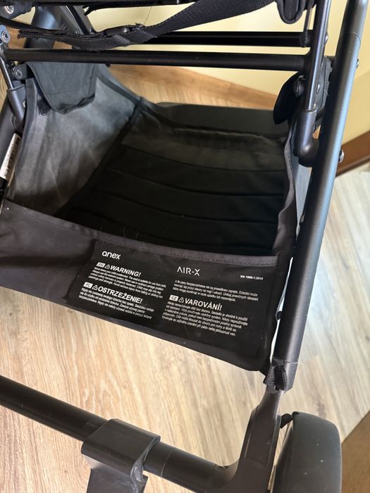 Прогулянковий візок anex air-x
