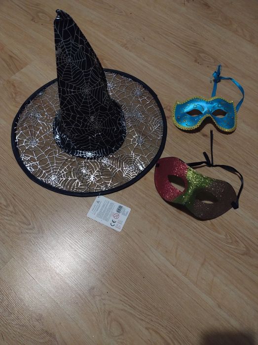 Karnawał kapelusz ,maski przebierańców