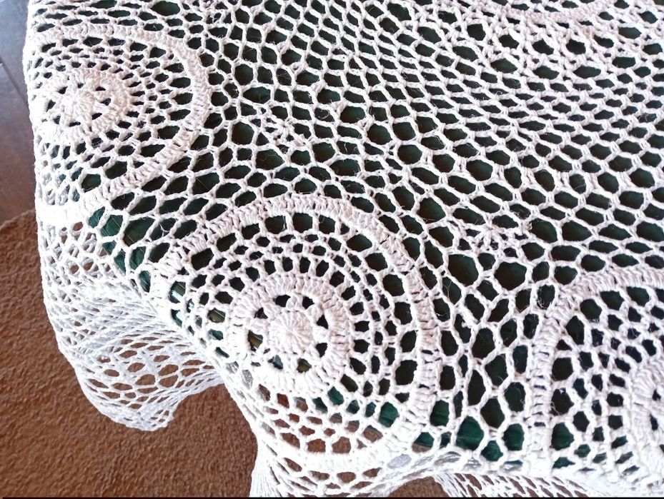 Obrus okrągły szydełko Średnica 120 cm