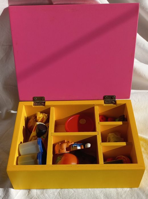 Guarda joias de madeira infantil