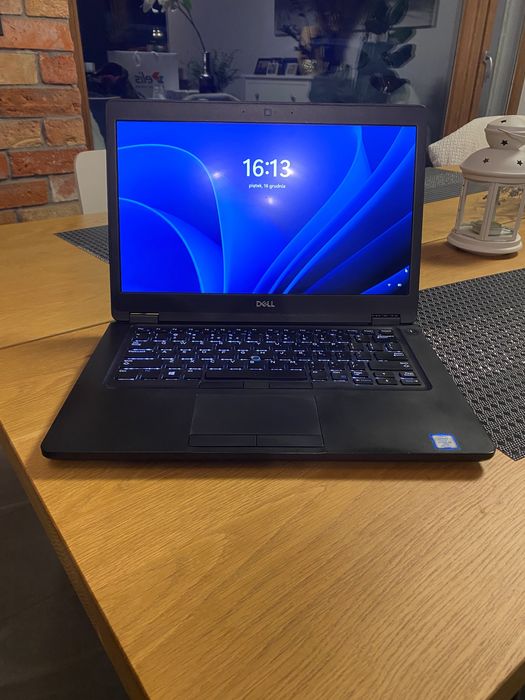 Laptop DELL latitude 5490