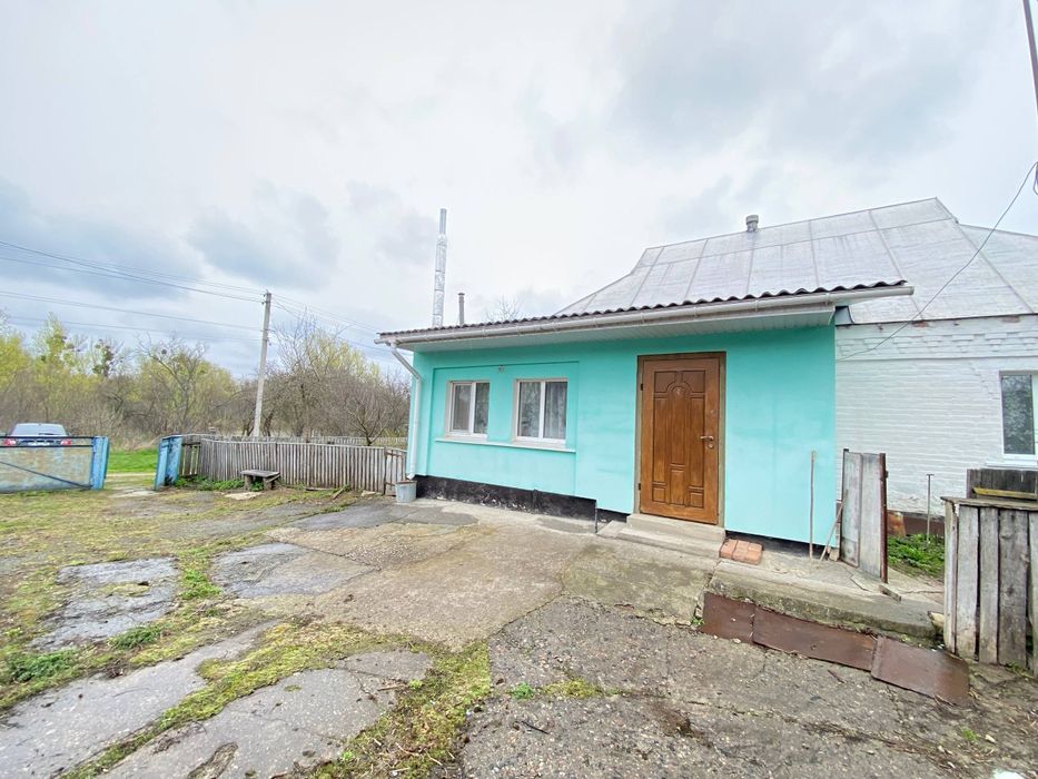 Продам будинок зі зручностями