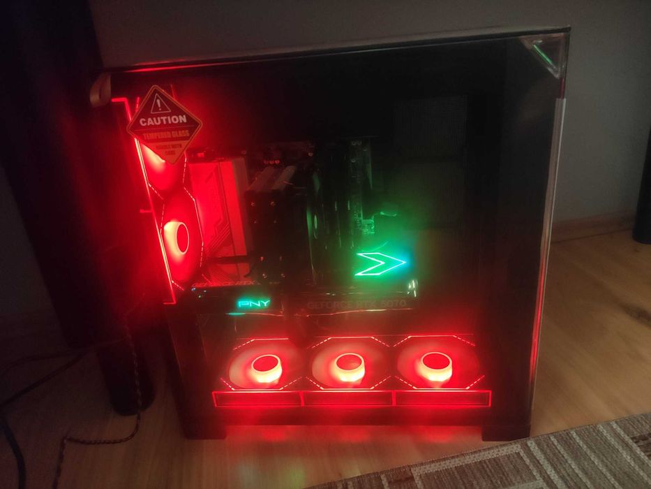 AMD Ryzen 7500 1Tb 32gb RAM RTX 5070ti