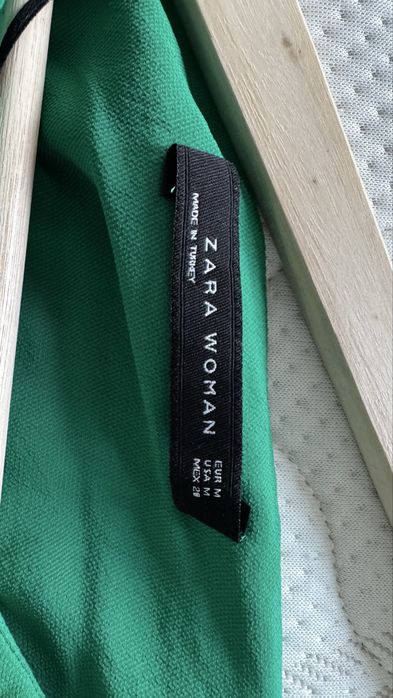 Продам блузку Zara, розмір M