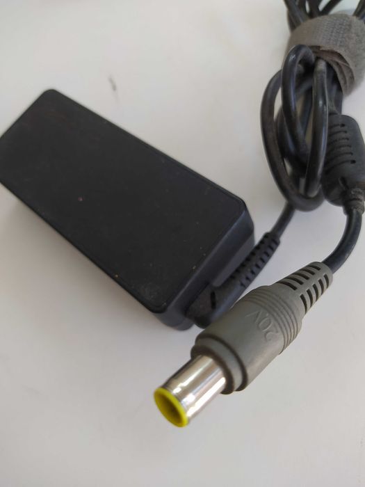 Transformadores Carregadores originais Toshiba Lenovo HP em bom estado de conservação e funcionamento PA-1121-04, API3AD01, PA-1650-72, 384019, 647982