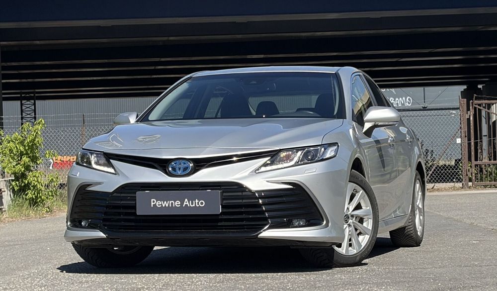 Toyota Camry COMFORT 2,5 Hybrid 218 KM